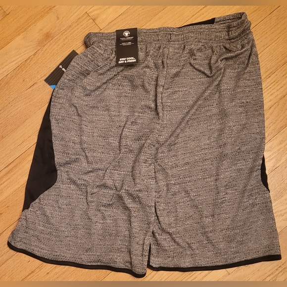 Dunlop quick dry sports shorts-lot of 2 BNWT- size XL - Picture 9 of 9